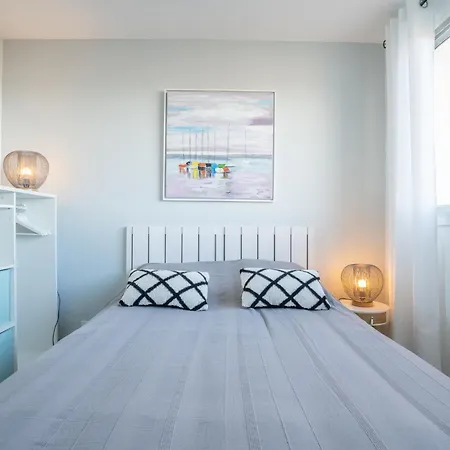 Apartment Port Arcachon-8 By Interhome